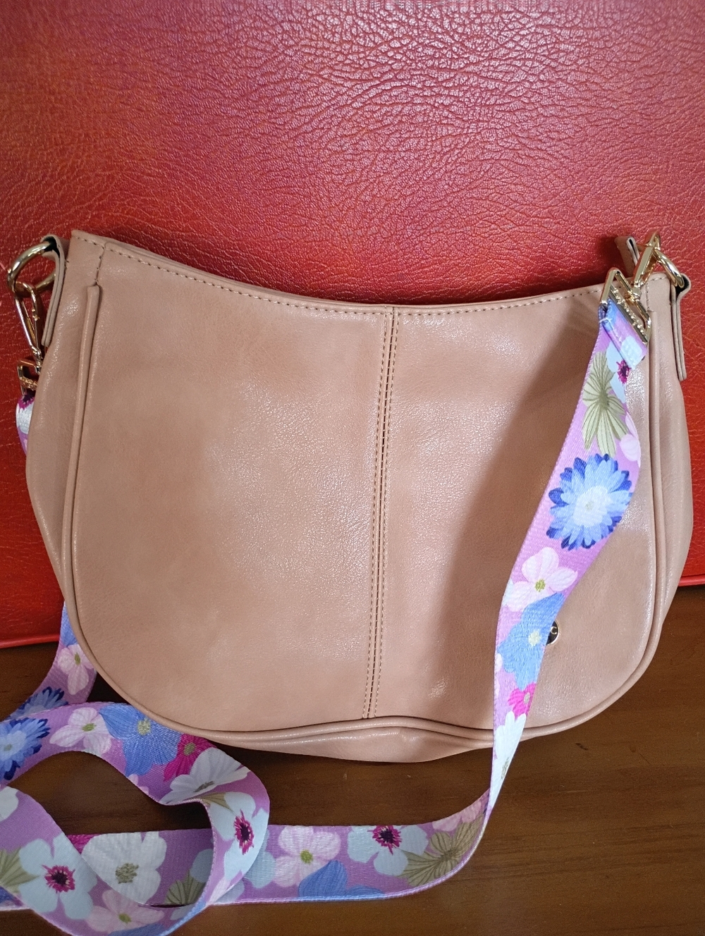 Modern & Chic Neutral Tan Crossbody Bag with Floral Strap